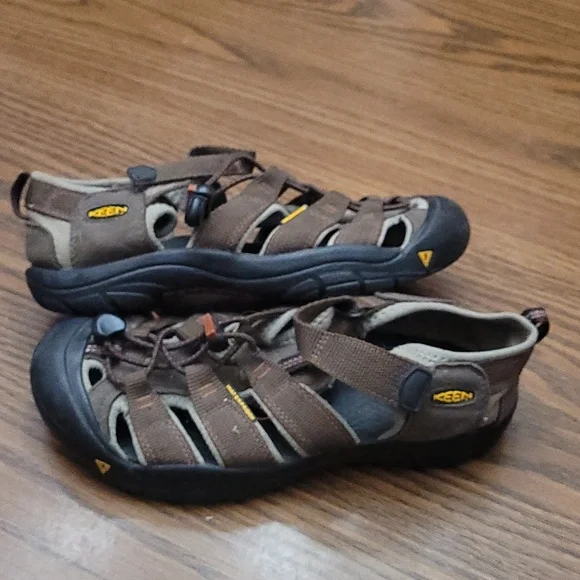 LIKE NEW KEEN SANDALS. SZ 5 KEEN Newport H2 #1014200 Women main image 4